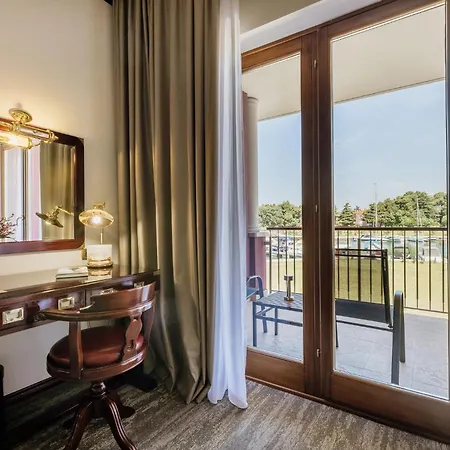 Boutique Hotel Nautica - Spa & Wellness, Free Parking, Pet Friendly Novigrad  Exterior photo