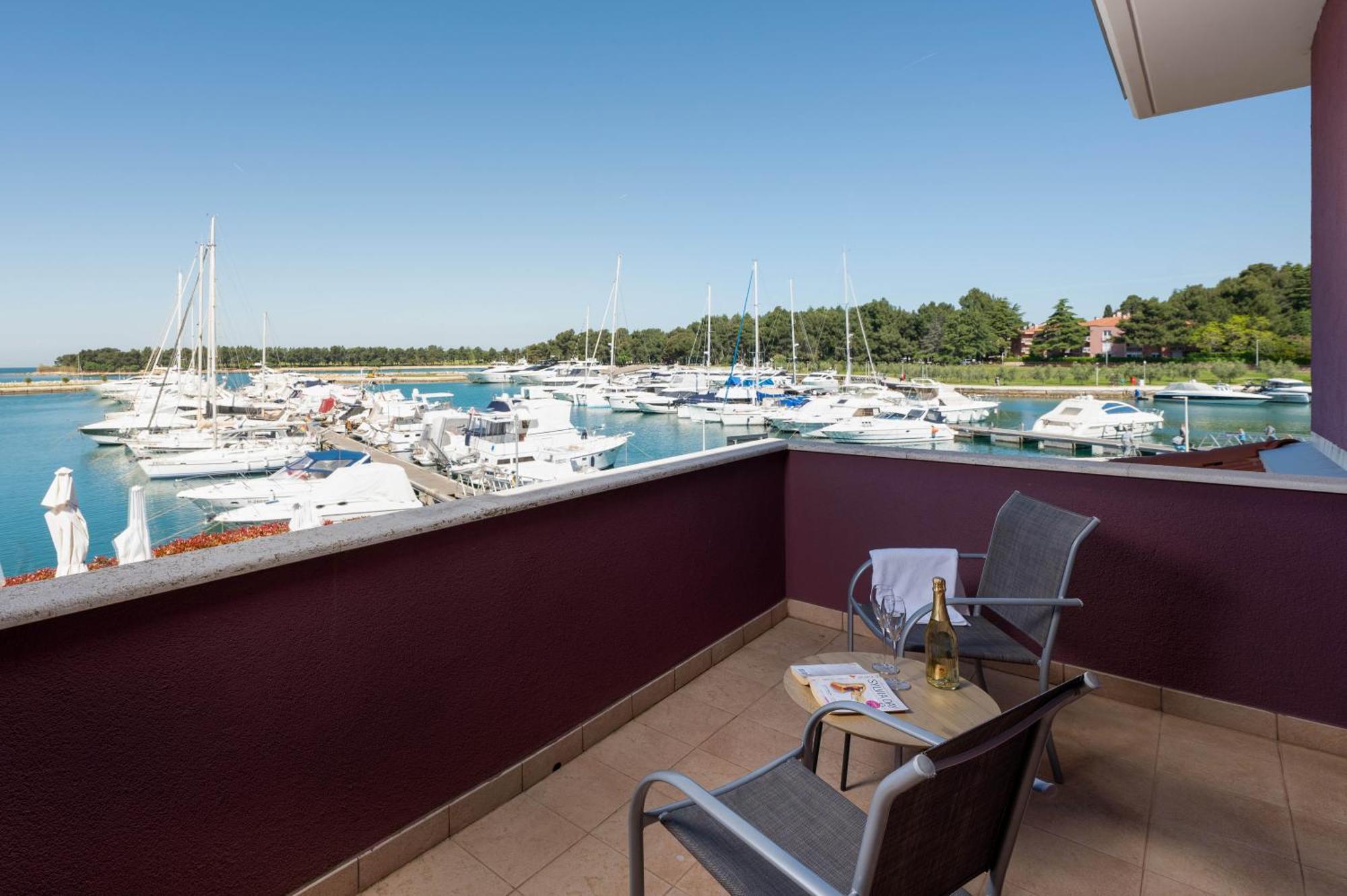 Boutique Nautica - & Wellness, Free Parking, Pet Friendly Hotel 4*